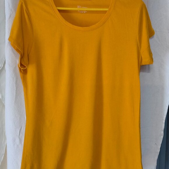 T-shirt - Picture 1 of 3